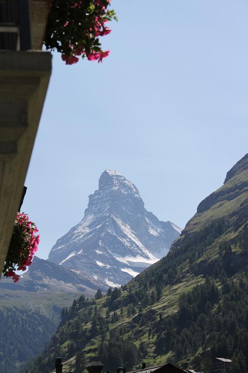 Hotel Phoenix Zermatt Værelse billede